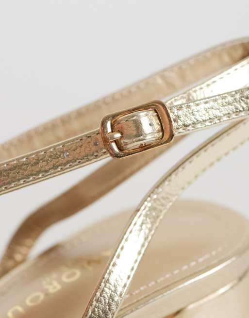 Glamorous Wide Fit block heeled sandals with bow in gold, 3 of 4