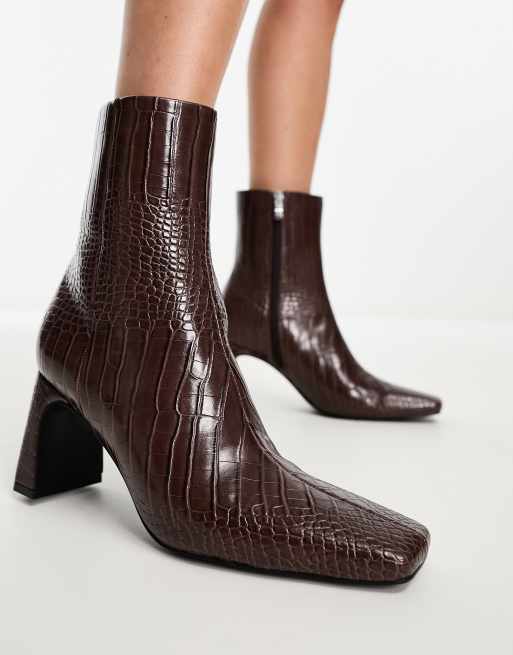 Bottines effet croco marron new arrivals