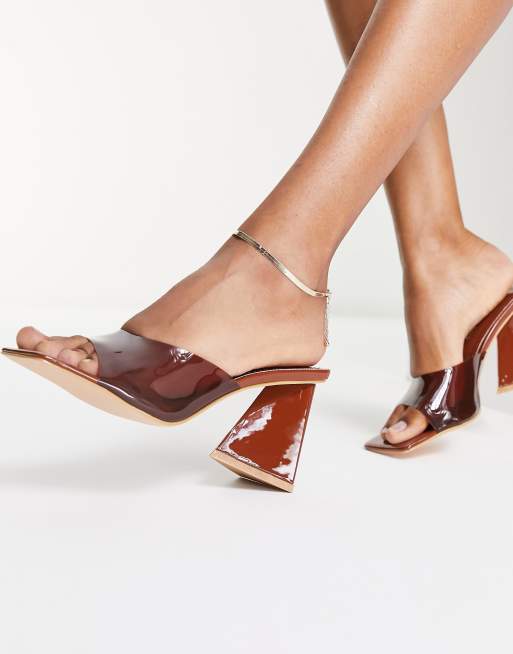 Glamorous Wide Fit – Brązowe klapki na średnim obcasie, 3 z 4