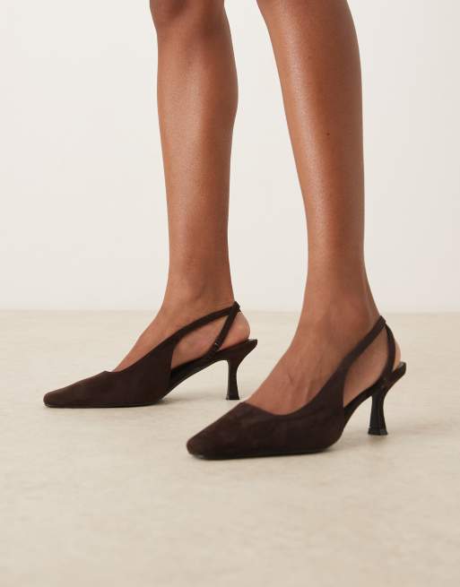 Glamorous Wide Fit – Brązowe zamszowe buty na obcasach-kaczuszkach z paskiem za pietą