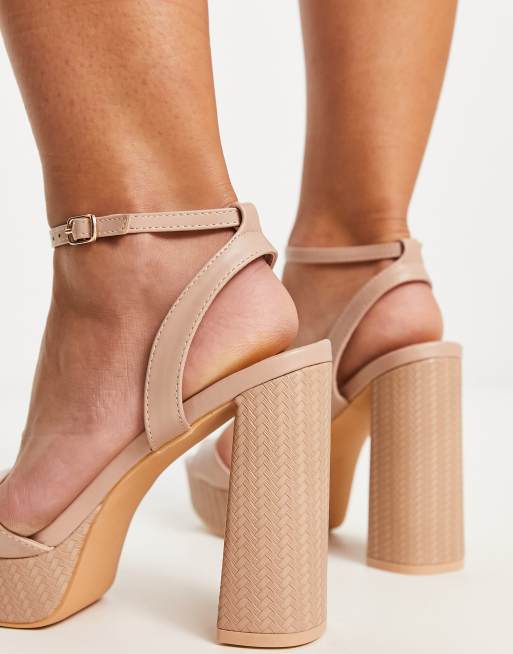 Wide nude online sandals