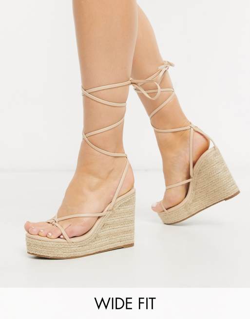 Glamorous Wide Fit - Espadrilles met sleehak en enkelbandje in beige