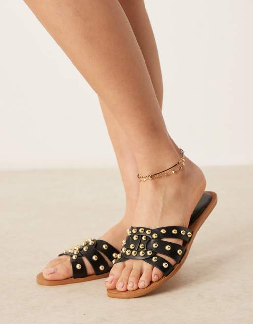 Glamorous Wide Fit – Flache Sandalen in Schwarz mit Nietenbesatz, 2 von 4