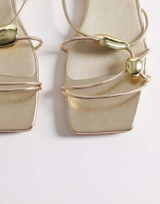 Glamorous Wide Fit flat sandals with gold detail in Gold, 2 of 4