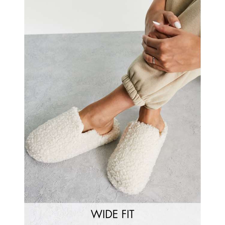 Wide fit fluffy store slippers