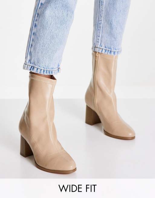 Glamorous Wide Fit heeled ankle boots in camel