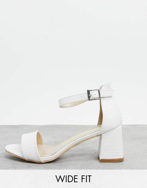 White heels hot sale wide fit