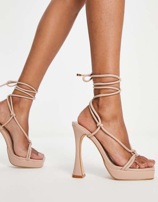 Heels with front sales platform