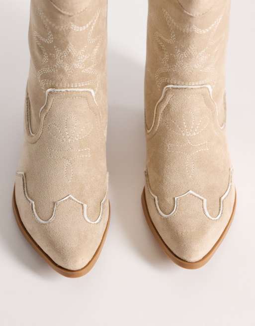 Glamorous Wide Fit low ankle western boots in taupe suedette, 3 of 4
