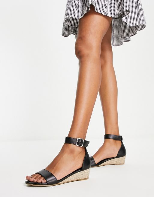 Black low wedge online sandals