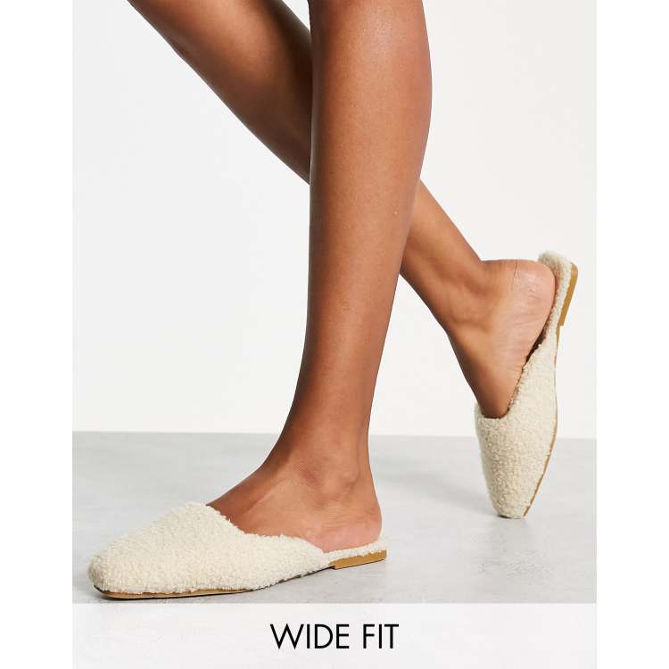 Glamorous Wide Fit mule house slippers in oatmilk ASOS