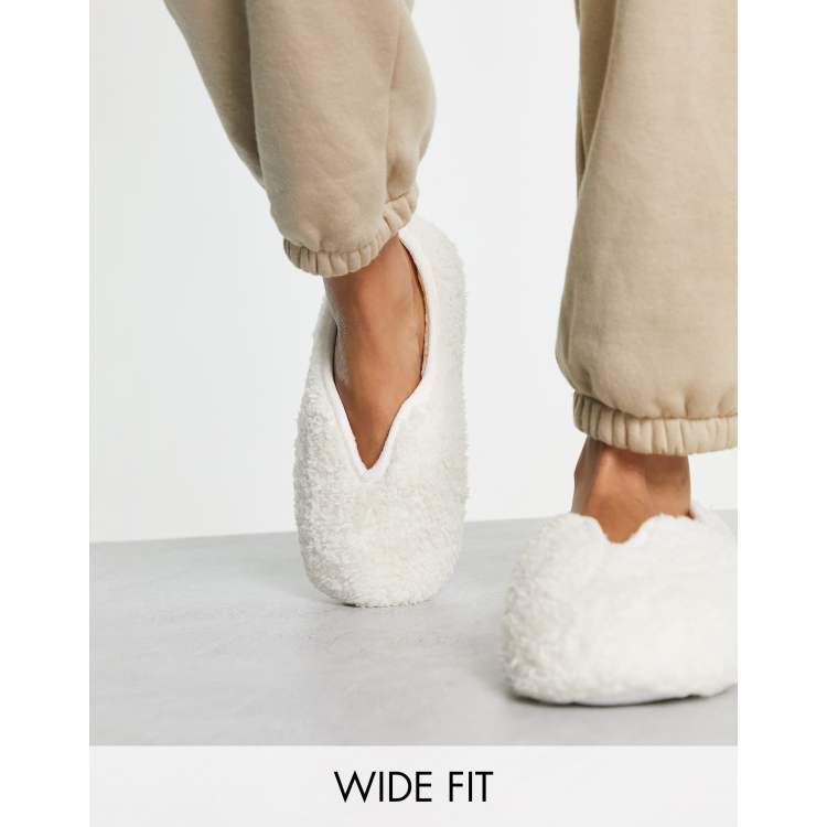 Pantofole pianta larga clearance