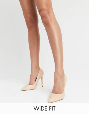 wide fit pumps