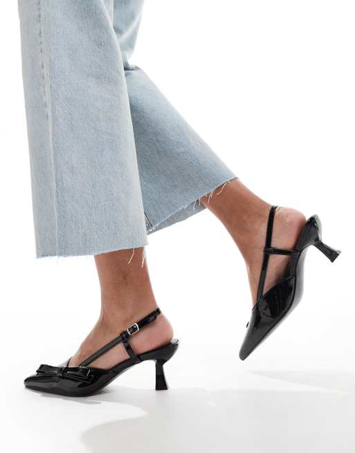 Glamorous Wide Fit slingback kitten heeled shoes with bows in black, 3 of 4