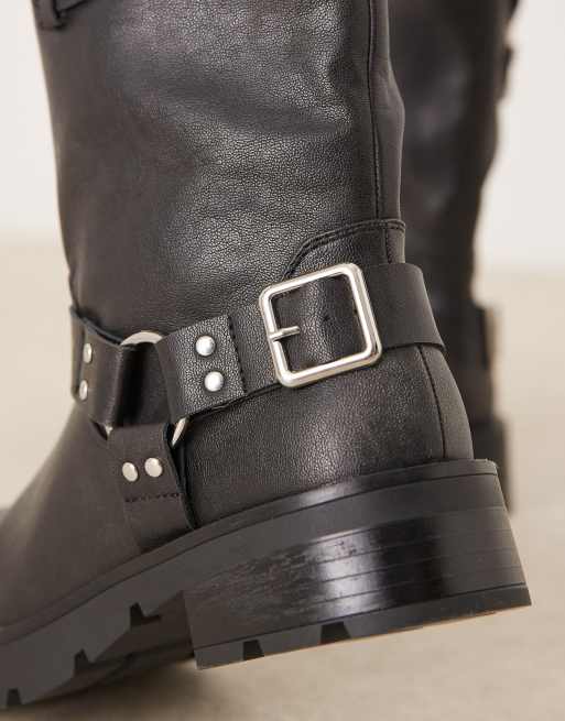Glamorous Wide Fit – Urtvättade gråa, tvättade bikerboots med spännen, 3 av 4