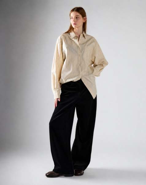 Glamorous Wide leg trousers in black corduroy - view 1
