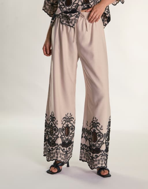 Glamorous Wide leg trousers in stone black border, 4 of 4