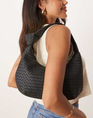woven shoulder bag in black