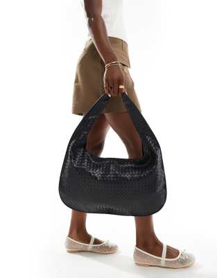 Glamorous woven shoulder tote bag in black