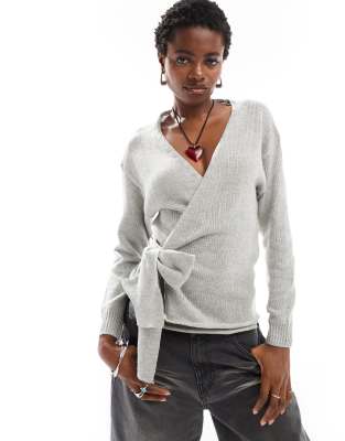 Glamorous Wrap Front Sweater In Gray Heather Knit-black