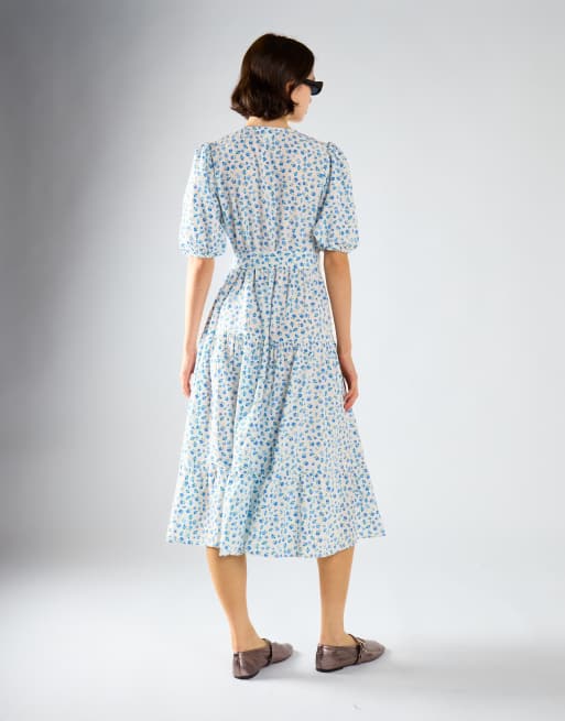 Glamorous Wrap midi dress in blue bud floral, 4 of 4