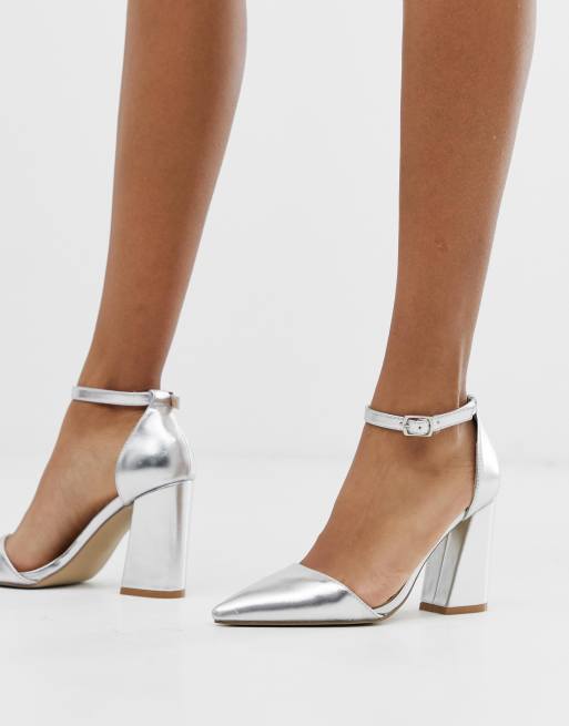 Bemiddelaar Raad Glans Glamorous - Zilveren metallic schoenen met hak en puntige neus | ASOS