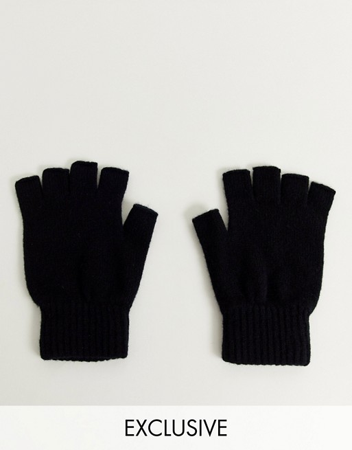 Glen Lossie lambswool fingerless gloves in black