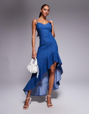 Goddiva - Maxi-Jeanskleid in Blau mit asymmetrischem Rüschen