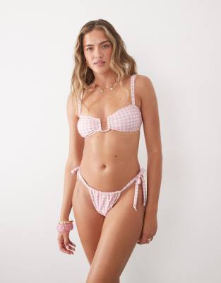 Going Somewhere Wired Bralette Bikini Top In Multi