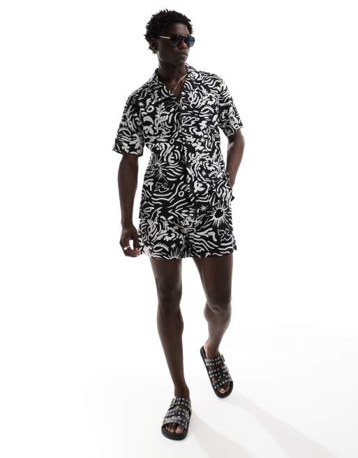 Goldsboro – Flerfärgade strandshorts i semesterstil