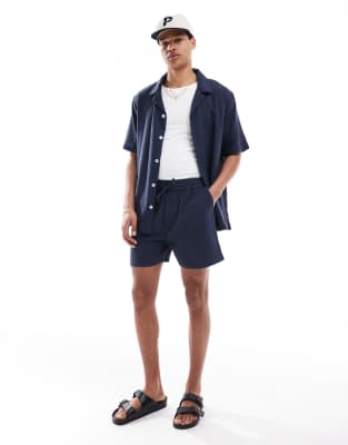 Goldsboro resort short in navy