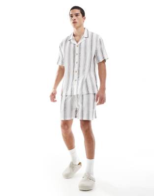 GOLDSBORO RESORT STRIPE SHORTS 