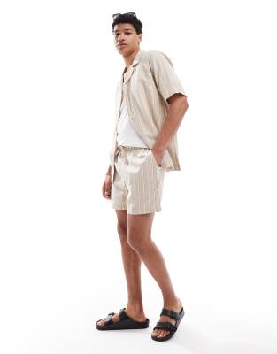 Goldsboro Resort Striped Shorts