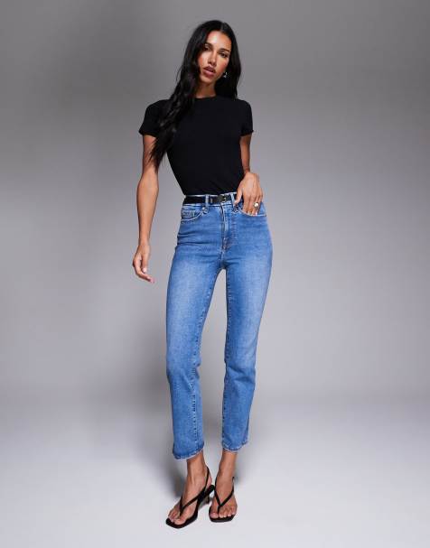 Good American always fits good legs straight jeans in mid wash