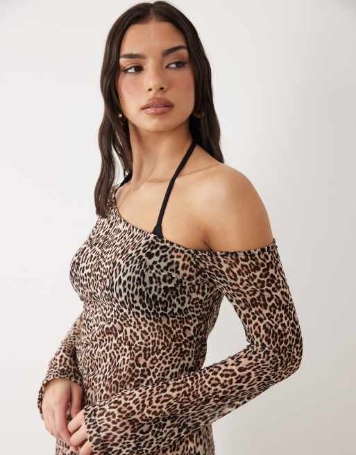 Good American - Asymmetrisk minikjole i mesh med lange ærmer og leopardprint, 2 af 4