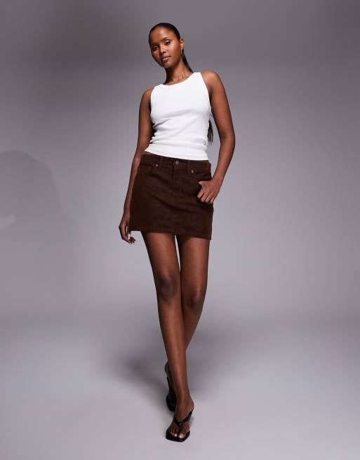 Good American Better Than Suede 90s mini skirt in chocolate brown, 2 of 5