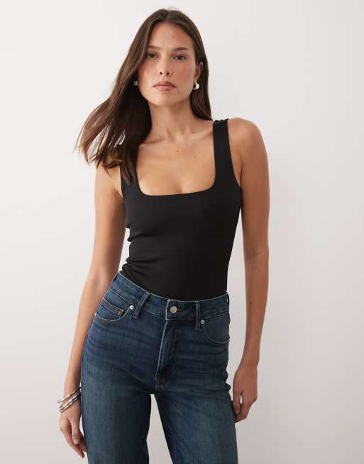 Good American - body de tirantes moldeador moderno con cuello cuadrado y tanga en negro, 3 de 4