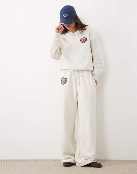 Good American brushed fleece straight leg sweatpants in oatmeal (part of a set) - view 1
