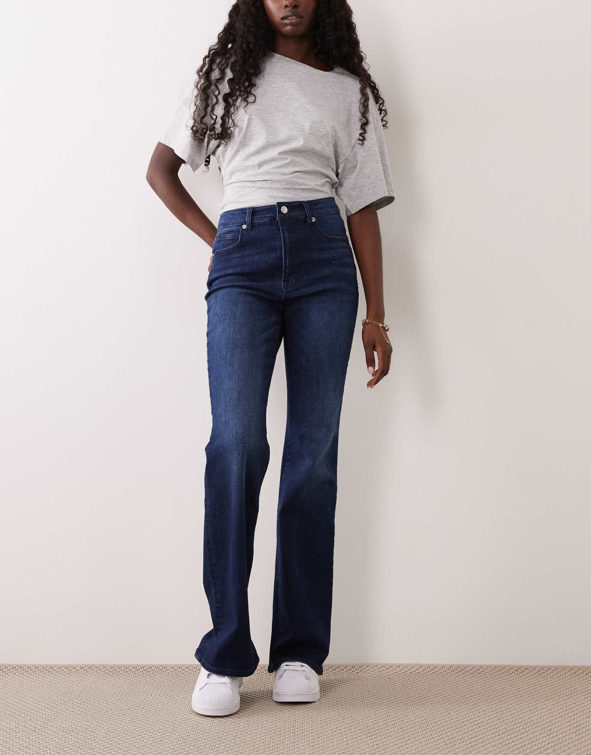 good american classic bootcut jeans in mid blue