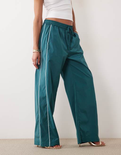Good American contrast piping detail wide leg drawstring trousers in teal, 2 of 5