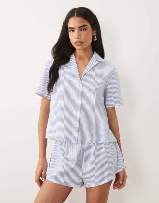 Good American Collared Boxy Fit Cropped Cotton Seersucker Shirt In Multi