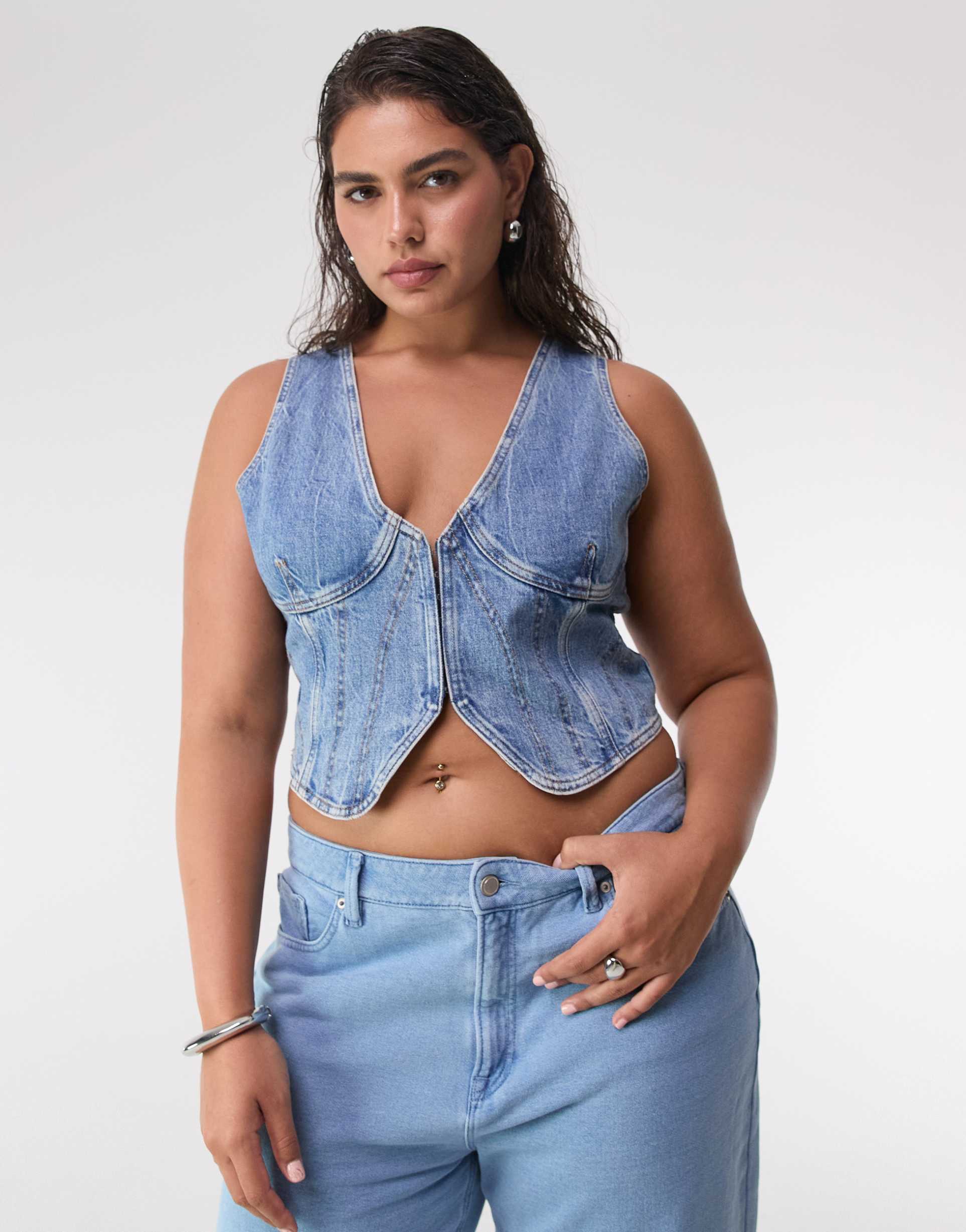 good american denim vest in mid blue