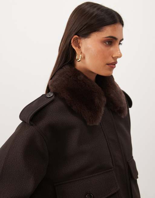 Good American faux fur collar jacket with cargo pockets in chocolate brown, 3 of 4