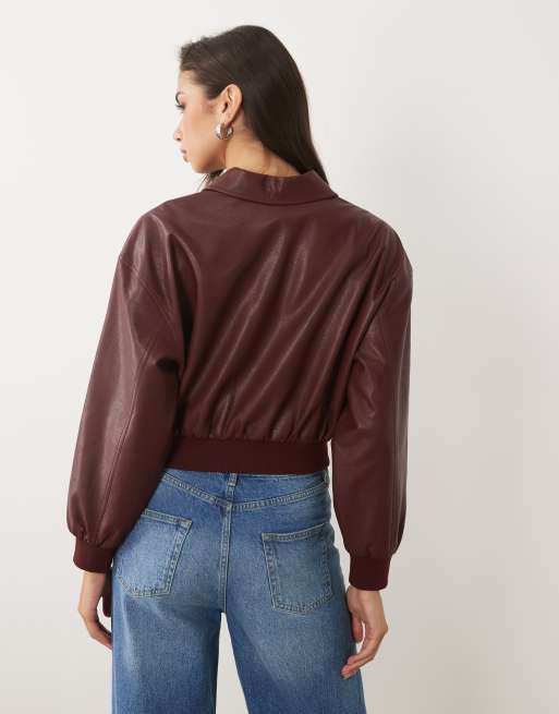 Good American faux leather cropped bomber jacket in burgundy, 4 of 4