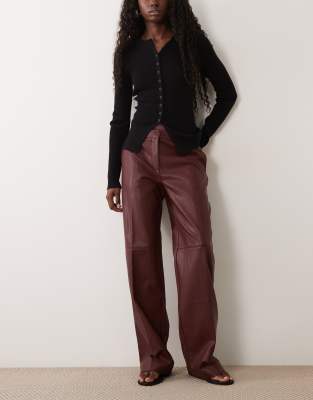 Good American Faux Leather Low Rise Straight Leg Pants In Burgundy