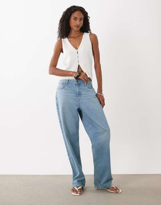 Good American fine knit v-neck button placket top in white, 3 of 4