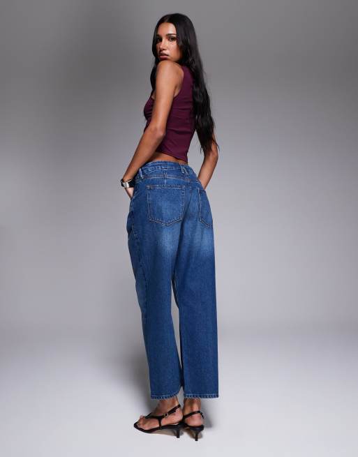 Good American Good 90s cropped relaxed jeans in dark blue, 3 of 5