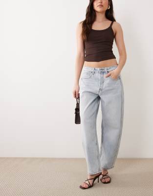 Good American good barrel jeans in light blue wash light blue