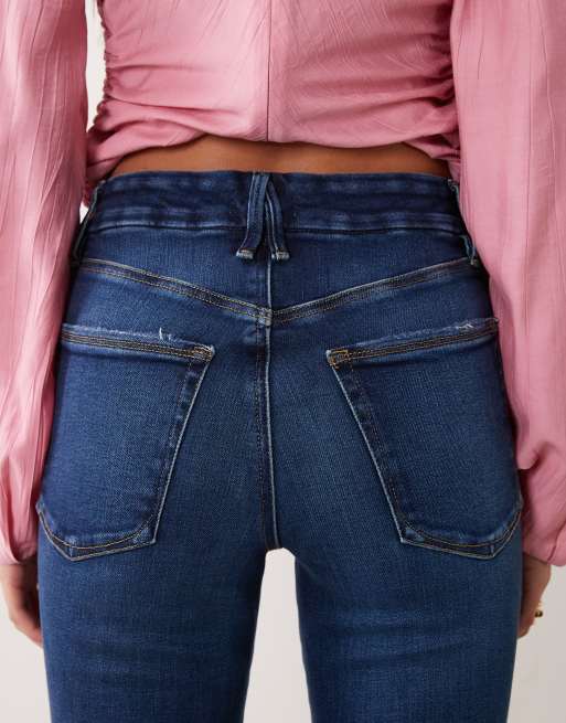Good American - Good Classic - Bootcut jeans van zachte techstof in donkerblauw, 4 van 5