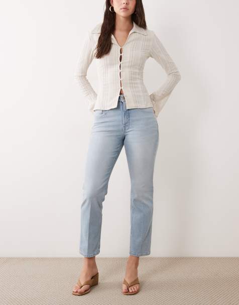 Good American – Good Icon – Gerade geschnittene, knöchellange Jeans in hellblauer Waschung - view 1